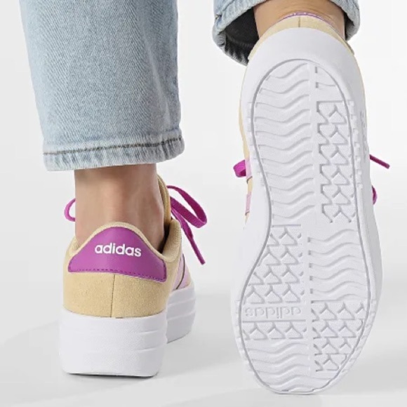 NWT ADIDAS COURT BOLD SHOES! - Picture 4 of 13